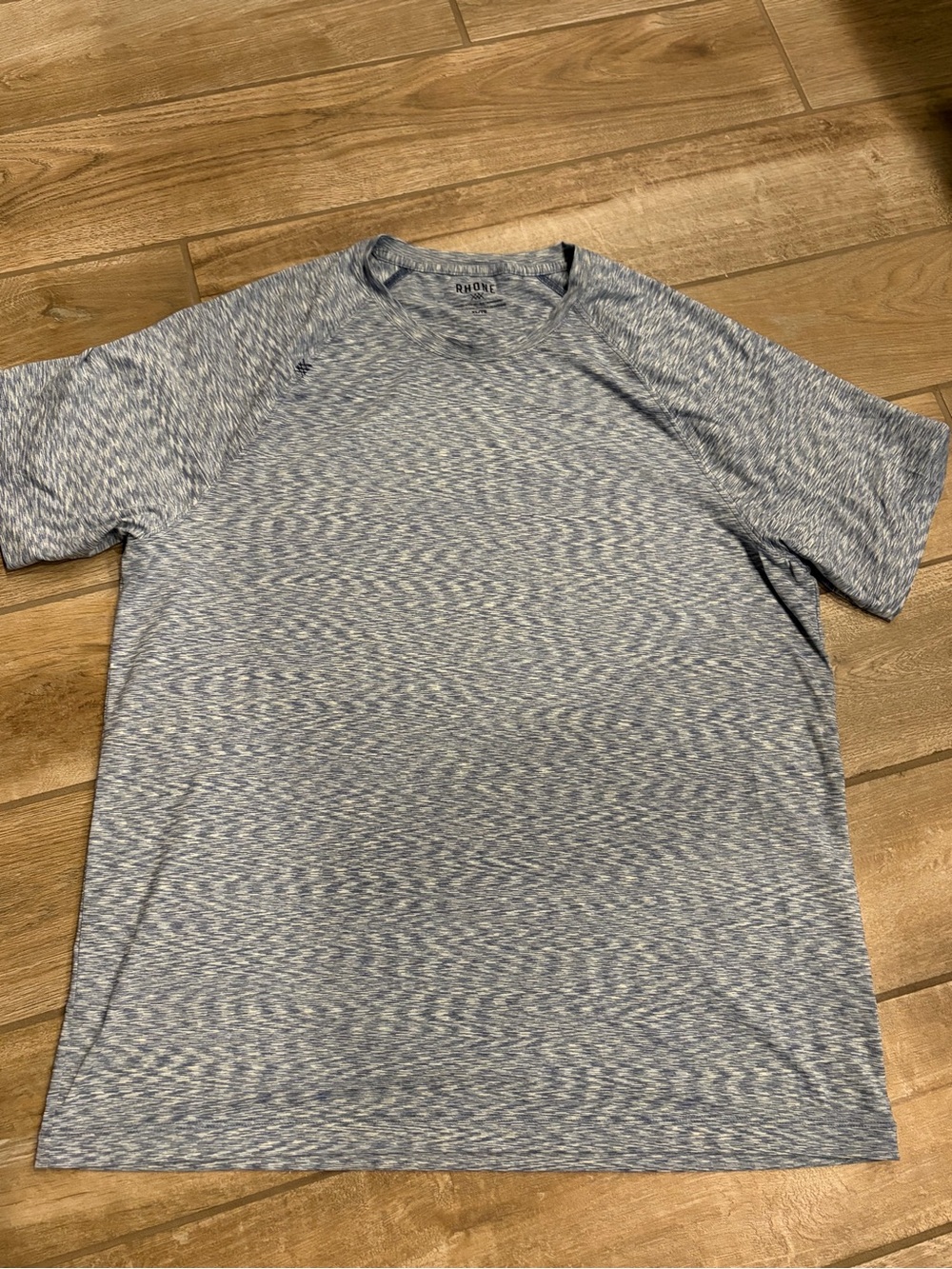 Rhone Men's Short-Sleeve performance training Shirt Light Blue/Gray XL